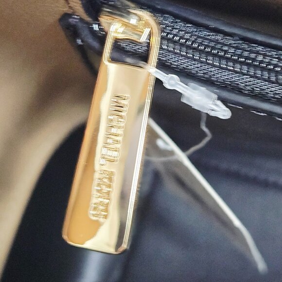 NWT Authentic Michael Kors Reed Large Pebbled Black Leather Belted Tote Bag $558 - Picture 10 of 13